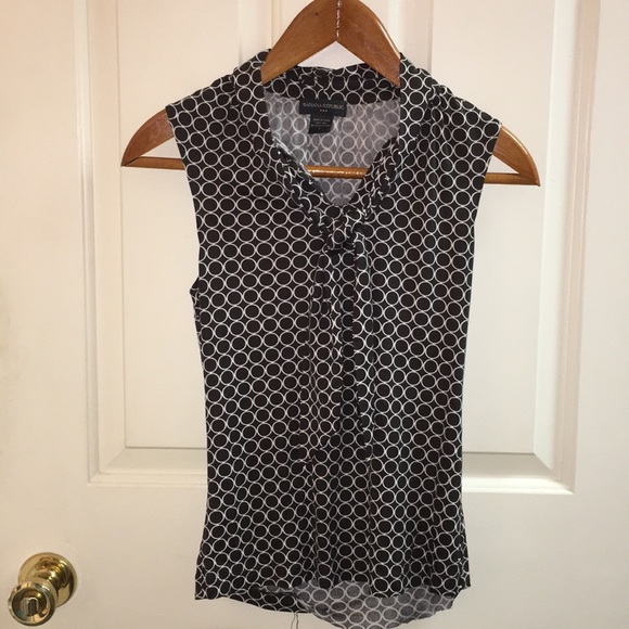 Banana Republic Tops - Banana Republic dressy tank